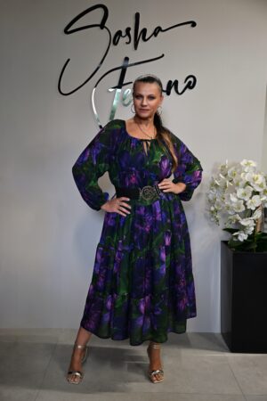 SUKIENKA SZYFONOWA VIVIEN ZIELONA W FIOLETOWE KWIATY