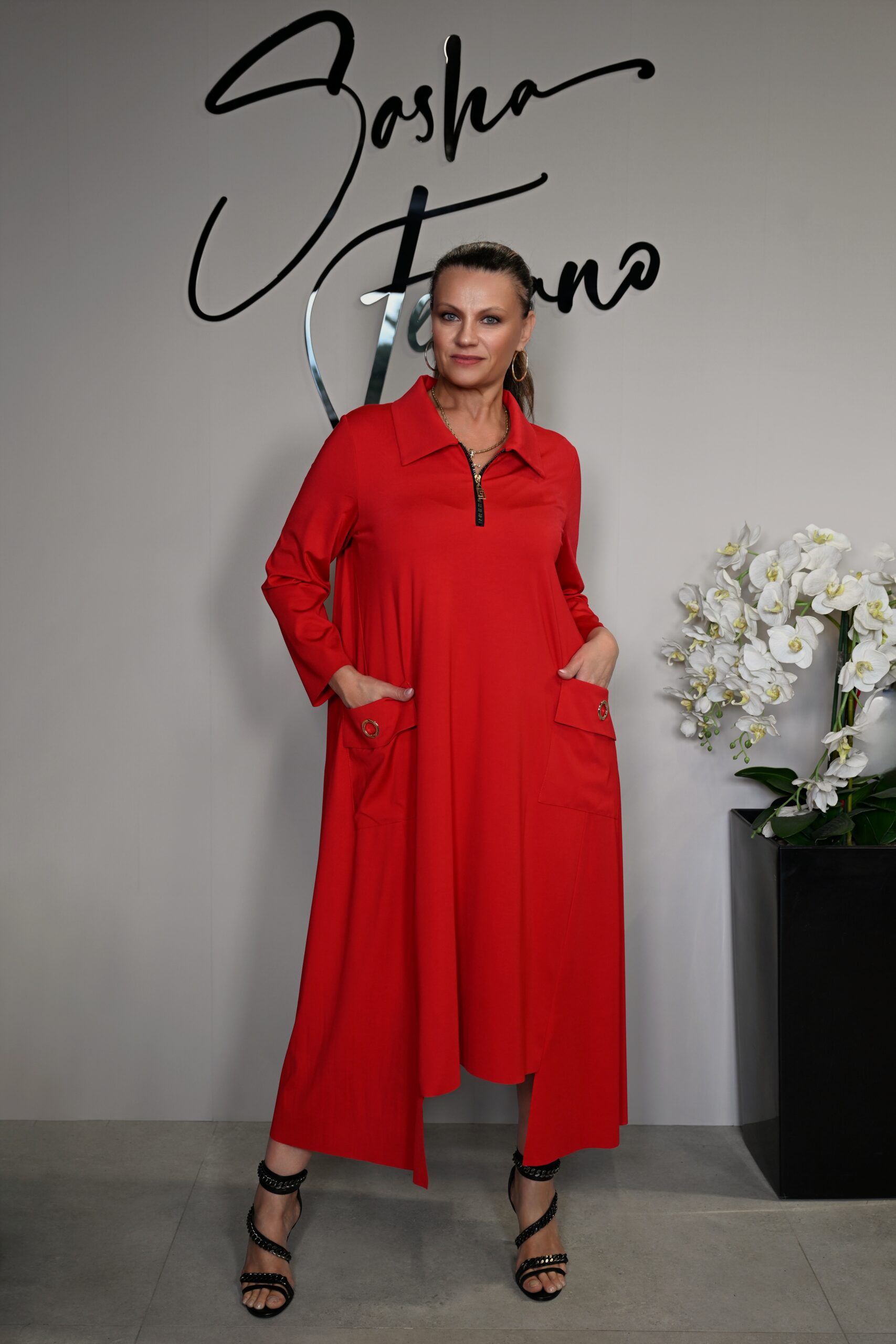SUKIENKA ITA CZERWONA OVERSIZE 42/50